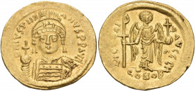 Justinian I, 527-565. Solidus (Gold, 21 mm, 4.49 g, 6 h), Constantinople, H = 8th officina, 545-565. D N IVSTINI - ANVS P P AVG Diademed, helmeted and...