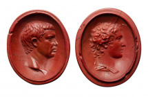 A lot of 2 glass paste impressions. Classical portraits.