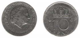 Misslagen en afwijkingen Koninkrijk NL - 10 Cent 1967 niet in de muntring geslagen (zonder kartelrand) - iets excentrisch - 14,86 à 14,98 mm 1,51 gram...