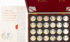 Nederlandse Antillen - Cassette with complete serie 'Gouden Handelsmunten van West-Europa uit de afgelopen twintig eeuwen', 24 pieces silver with gold...