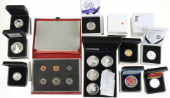 Box with commemorative coins Aruba en Nederlandse Antillen, also some miscellaneous