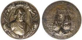 Historiepenningen - 1653 - Medal 'Maarten Harpertszoon Tromp gesneuveld in de Slag bij Texel' by W. Müller (vL.376-3 var) - Obv. Bust half left wearin...
