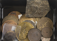 Netherlands - Lot of medals incl. Royal family, Artis 1888, roof lead tab and rubber medal 'voor mama'