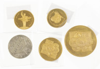 World - Lot with 5 medals Iran of Mohammad Reza Pahlavi (1941-79), 4x bronze gilt, 1x silver: Approval of the Twelve Bills, Modern Iran Founders, Meda...