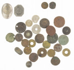 World - Interesting lot of ca. 30 coins, tokens etc. including VS Rollwagen Cent 1863, penny and crown models, duit Batenburg and Russian plate 1746 b...