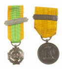 Medailles en onderscheidingen - Nederland - Two miniatures 'Kruis voor Krijgsverrichtingen', with clasp 'Atjeh 1896-1900' and 'Voor Trouwe Dienst' in ...