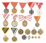 Medailles en onderscheidingen in lots - World - Austria, various medals, orders and miniatures, including WWI, approximately 20 pieces