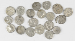 A nice lot with c. 20 Roman Republican Denarii in avg. F/VF, please view