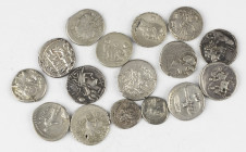 A lot with 16 Roman Republican silver coins, mainly Denarii, in avg. nice grades