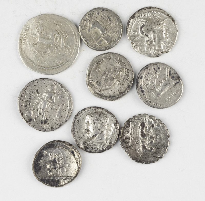 A lot with 8 Republican Denarii, mostly plated, several grades