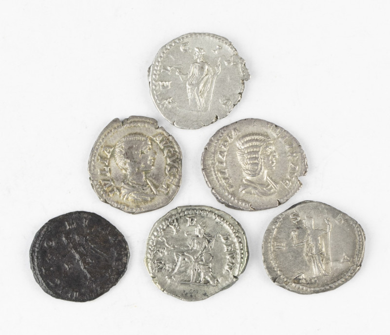 A small lot wih 5 Denarii of Julia Domna, added a bi. Denarius of Aurelianus (Vi...