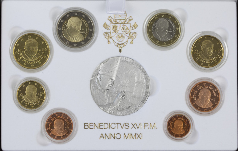 Vatican City - Benedict XVI (2005-2013) - Proofset 2011 (KM25) with silver medal...