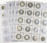 Africa - Lot African coins incl. Malawi, Mauritius, Morocco, Mozambique , some nice quality, some coloured coins