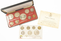 Bahamas - Lot with Bahamas Mintset 1966 (KM MS2) and Proofset 1970 (KM PS3)