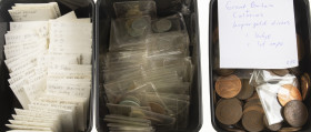 England - Box with 3 small plastic boxes Great Britain and Colonies