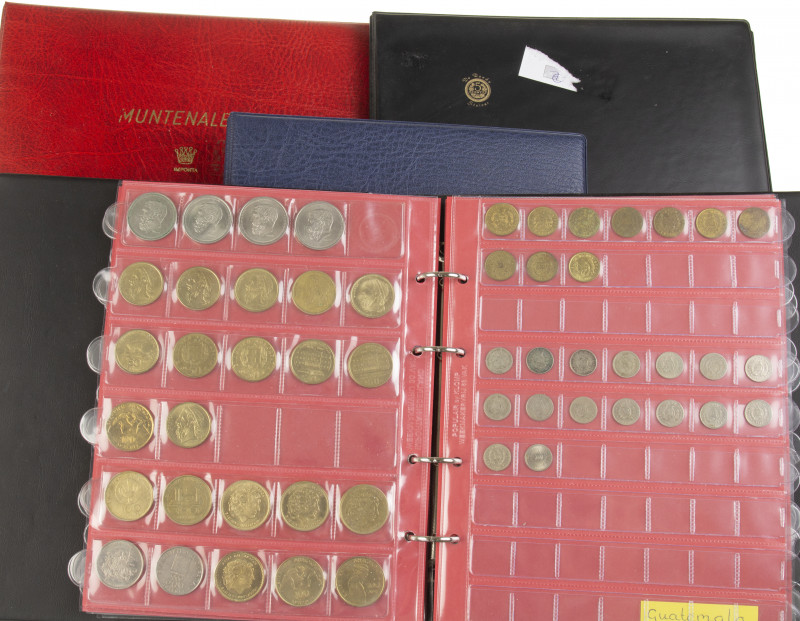 World coins - A box with 4 albums coins world: an album Switzerland with mainly ...