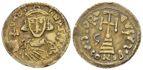 Benevento, The Lombards., Gregorio, 732-739 Solidus circa 732-739, AV 20.60 mm., 3.97 g.
Diademed and draped bust facing, holding globus cruciger. Re...