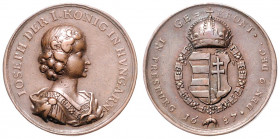 LEOPOLD I (1657 - 1705)&nbsp;
AE medal Coronation of Joseph as Hungarian King in Pressburg, 1687, 8,42g, 30 mm&nbsp;

VF | VF