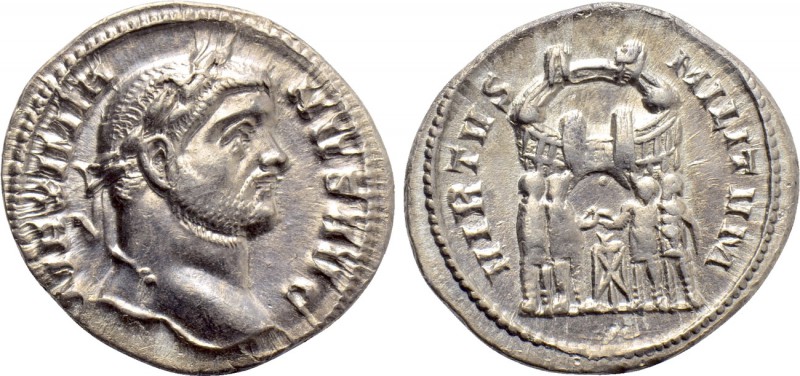 MAXIMIANUS HERCULIUS (286-305). Argenteus. Rome. 

Obv: MAXIMIANVS AVG. 
Laur...