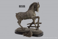 Pferd auf Holzsockel, Zinkspritzguß, Künstler Arthur Waagen (1833-1898), H 36 cm, L 33 cm, rechtes Ohr teilw. abgebrochen, der Schweif ist abgebrochen...