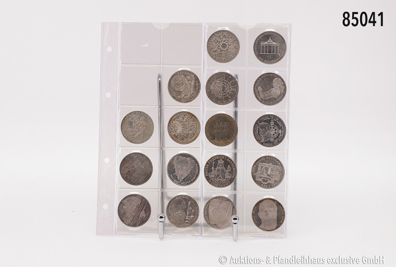 BRD, Konv. 17 x 10-DM-Gedenkmünzen, gemischter Zustand, teilweise mit Patina und...