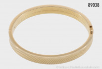 Armreif, 585er Gelbgold, Sicherheitskettchen fehlt, Schließe funktioniert, D ca. 60 cm, 21,2 g, guter Zustand