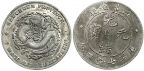 China
Qing-Dynastie. De Zong, 1875-1908
Dollar (Yuan) o.J. (1901). Provinz Szechuan (7 Mace and 2 Candareens). Variante mit doppelt gepunzten Buchst...