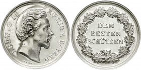 Bayern
Ludwig II., 1864-1886
Silber Schießprämie im Gewicht von 5 Mark für das Militär o.J. von Ries. DEM BESTEN SCHÜTZEN. 35 mm; 27,75 g. vorzüglic...
