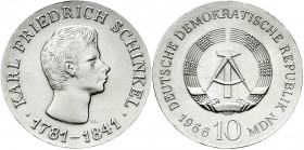 Gedenkmünzen der DDR
10 Mark 1966, Schinkel. Randschrift läuft rechts herum. prägefrisch. Jaeger 1517.