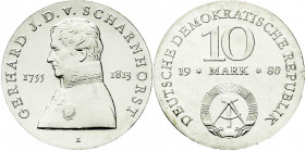 Gedenkmünzen der DDR
10 Mark 1980, Scharnhorst. Randschrift läuft links herum. Stempelglanz. Jaeger 1577.
