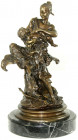 Skulpturen und Plastiken
Bronzeskulptur "Mutter mit Kind", ohne Signatur. Auf Marmorsockel. Gesamthöhe 38 cm.