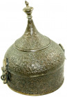 Sonstige Antiquitäten
Orientalisches Deckelgefäß aus Kupfer, verm. 19. Jh. Afghanistan oder Indien. Höhe 22 cm.
