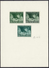 Deutschland
Deutsches Reich
Tag der Briefmarke 1942, drei Farbproben der Mi.-Nr. 811 in drei Grünausführungen auf Vorlagekarton. Fotoattest Schlegel...