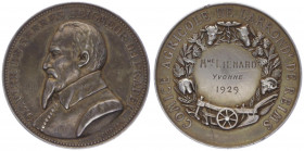 Silbermedaille, 1929
Frankreich. Verdiens für Mme. Yvonne Lienard, auf O. Serres (1539 - 1619). 37,71g
vz