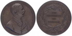 Franz Joseph I. 1848 - 1916
Bronzemedaille, 1885. auf Hofrat Dr. Paul Gautsch von Frankenthurn. Direktor des K.K. Theresianischen Akademie.
Wien
53,52...