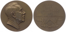 Bronzemedaille, 1936/1937
auf Hans Glaser (1877 - 1937). Wien
41,18g
vz/stgl