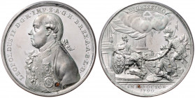 Leopold II. 1790 - 1792
Zinnmedaille, 1790. von Johann Christian oder seinem Sohn Johann Matthäus Reich, auf seine Krönung. Uniformiertes Brustbild l....