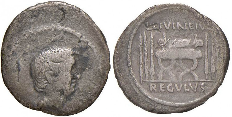 Livineia - L. Livineius Regulus - Denario (42 a.C.) Testa di Livineio Regolo a d...