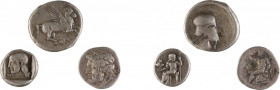 MONDE GREC
Ensemble de trois monnaies comprenant
ACARNANIE ANACTORIUM ou LEUCAS
Statère
A/ Pégase à droite
R/ Tête d’Athena à droite
350-300 ava...