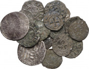 Middle Age. Lot of seventeen (17) coins to be sorted.