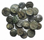 Lot of 25 Greek Æ coins, to be catalog. Lot sold as it, no returns