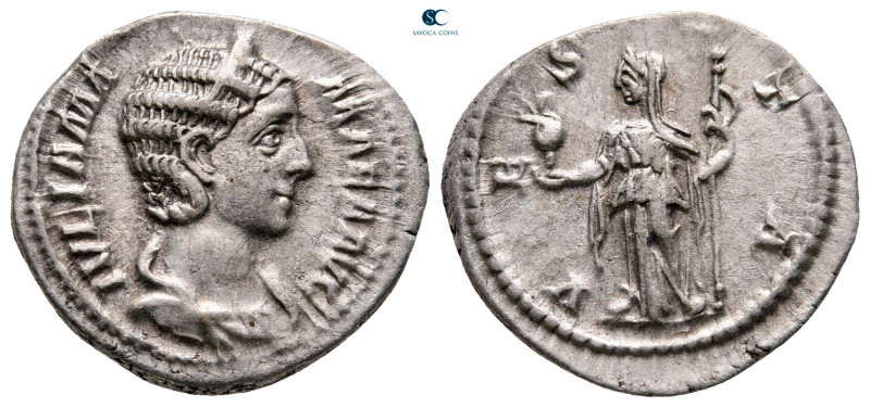 Julia Mamaea. Augusta AD 222-235. Rome
Denarius AR

19 mm, 3,08 g

IVLIA MA...