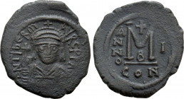 MAURICE TIBERIUS (582-602). Follis. Constantinople. Dated RY 1 (582/3)