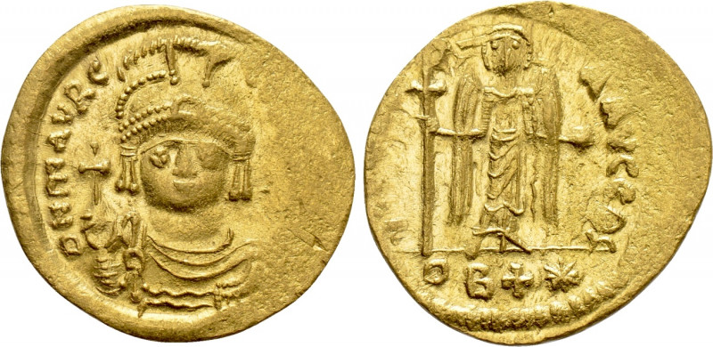 MAURICE TIBERIUS (582-602). GOLD Solidus of 22 Siliquae. Constantinople. 

Obv...