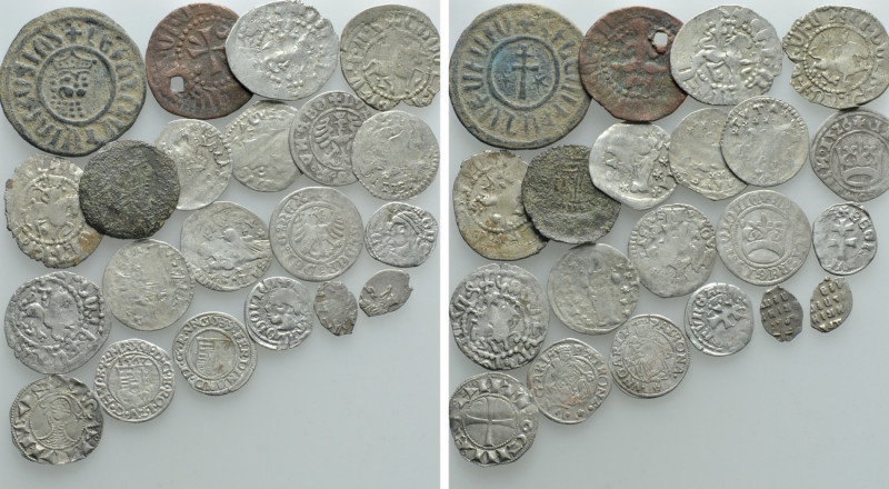 21 Medieval Coins. 

Condition: See picture.

Weight: g.
 Diameter: mm.