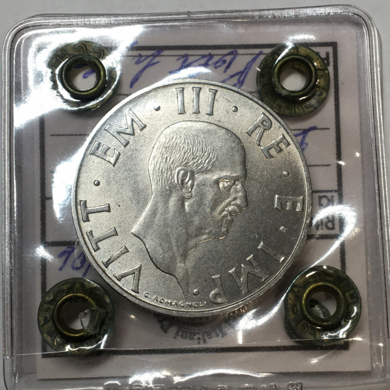 Vittorio Emanuele III (1900-1943). Roma. 2 lire 1942. Gig. 123 R2. Periziata Pac...