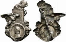 MEDAGLIE WW1. Distintivo Lega Nazionale Dante Alighieri. S. Johnson Metallo argentato (3,90 g - 29x35 mm).