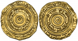 Fatimid, al-‘Aziz (365-386h), dinar, al-Mansuriya 382h, 3.90g (Nicol 763), ragged edge, almost very fine

Estimate: GBP 250 - 300