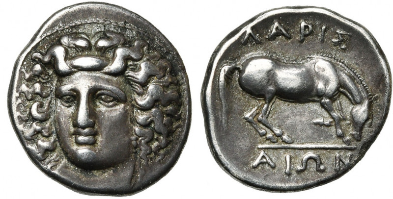 THESSALIE, LARISSA, AR drachme, 350-300 av. J.-C. D/ T. de la nymphe Larissa de ...