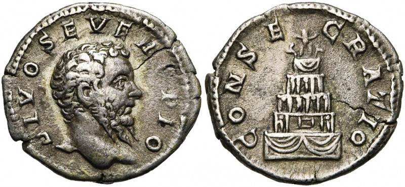 SEPTIME SEVERE divinisé, AR denier, après 211, Rome. D/ DIVO SEVERO PIO T. à d. ...